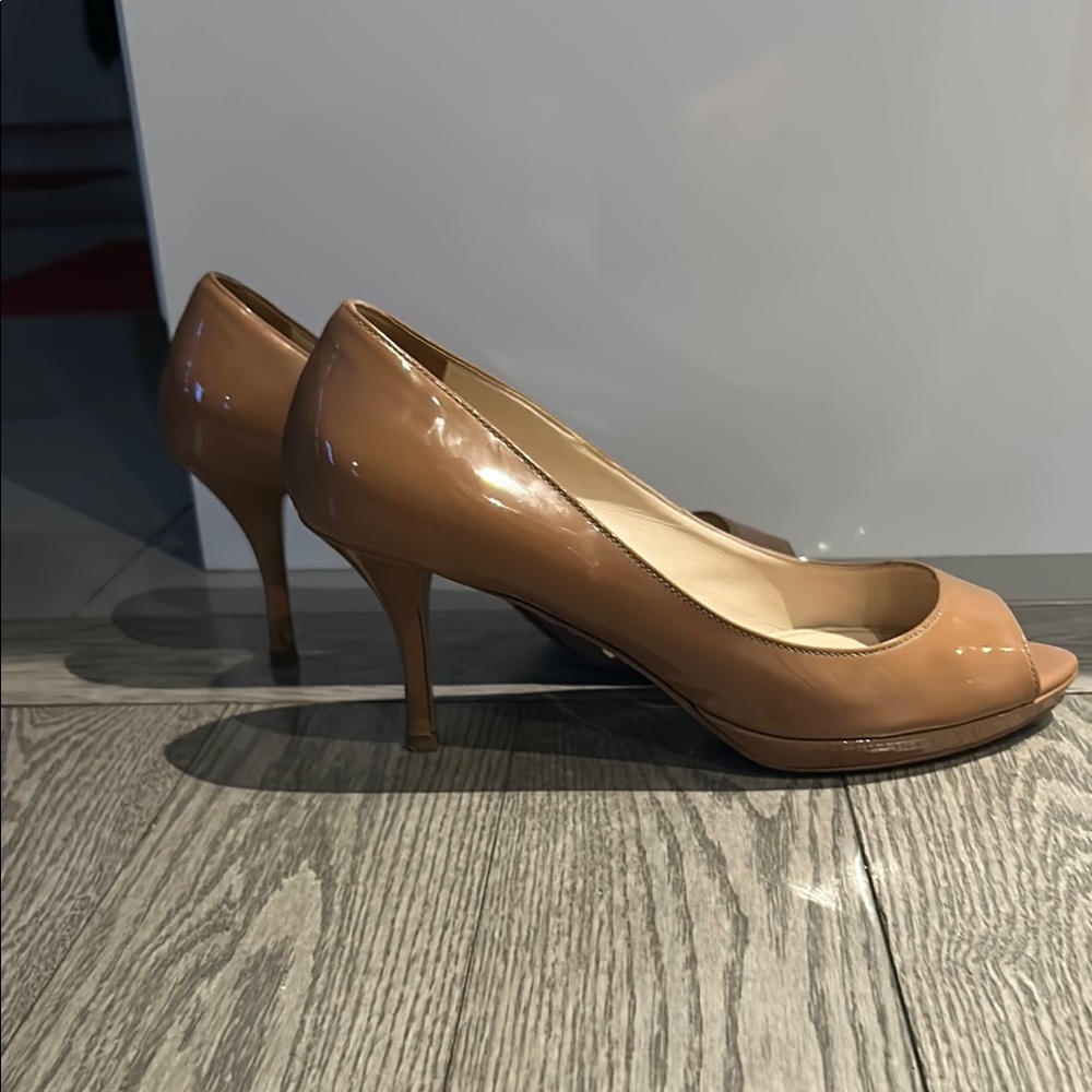 Elegant Tan Peep-Toe Heels